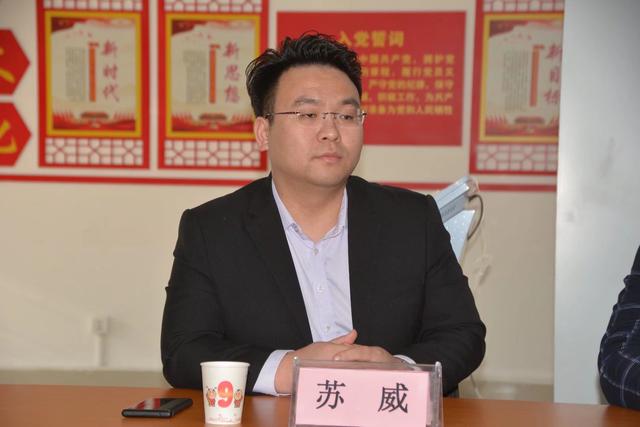 深圳市河南驻马店商会为“深圳最美公交司机”王付山献爱心送温暖