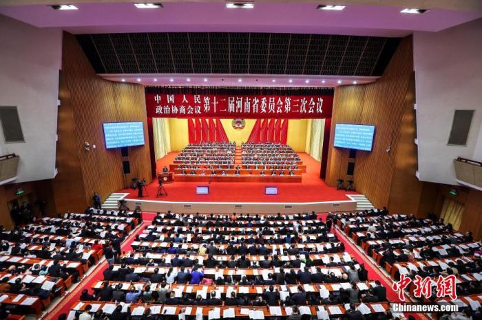 1月8日，河南省政协十二届三次会议在河南郑州召开，标志着一年一度的河南“两会”启幕。/p中新社记者 王中举 摄