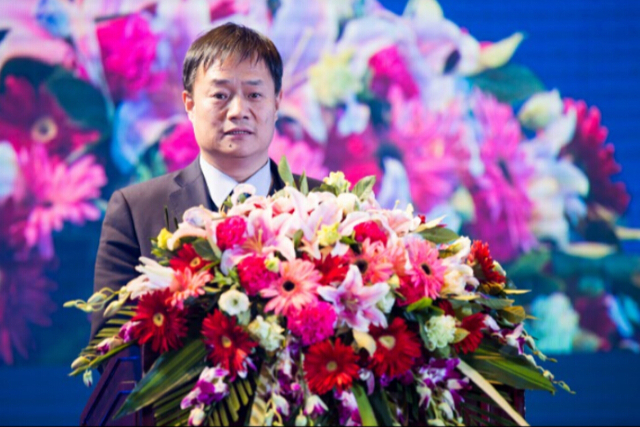 2018首届全球周商大会在西安举行