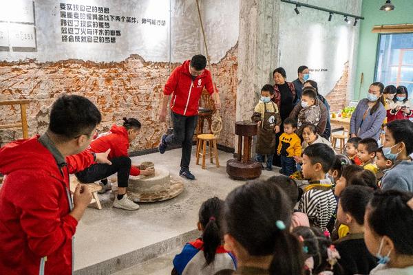 广东省佛山市民办教育协会“陶艺教育专业委员会”正式成立，授牌仪式圆满成功!