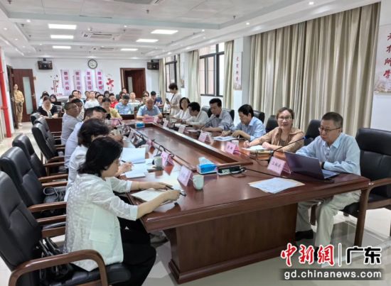 报告活动现场。通讯员 供图